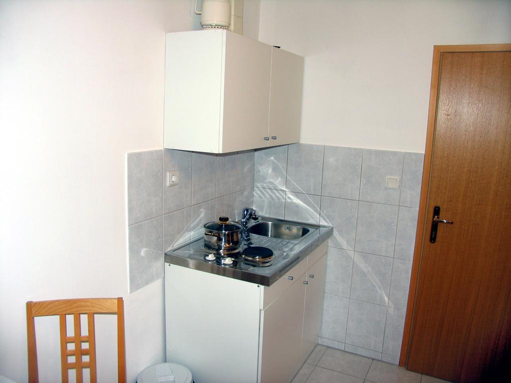 Apartments Vidovic Vodice Room photo