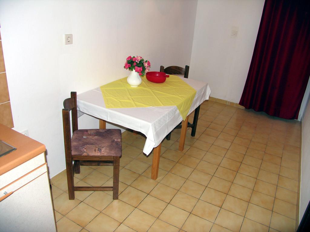 Apartments Vidovic Vodice Room photo