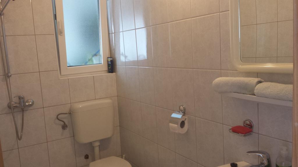 Apartments Vidovic Vodice Room photo